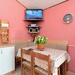 Predrag 498 아파트 *